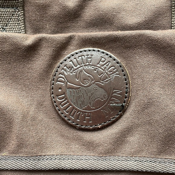 Duluth Pack Classic Carry On - Picture 2 of 8